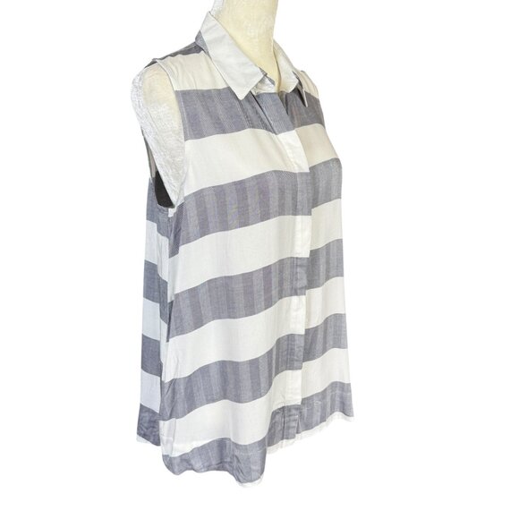 Cupio Blush gray and white striped collared sleeveless button down shirt size M - Picture 2 of 7